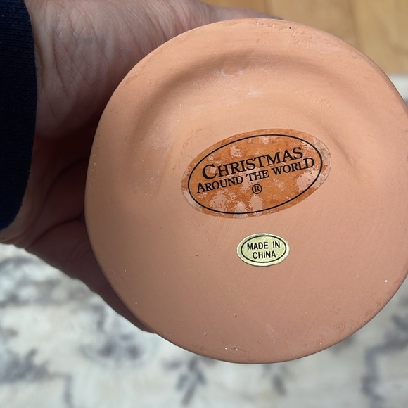 House of Lloyd Christmas Around World Praying Angel Terra Cotta Votive Candle - Picture 7 of 9